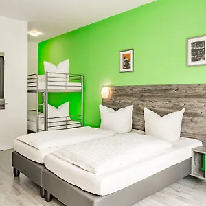 alecsa-hotel-am-olympiastadion.find-berlin-hotels.com/