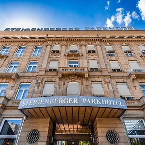 https://steigenberger-parkhotel-dusseldorf.topcolognehotels.com